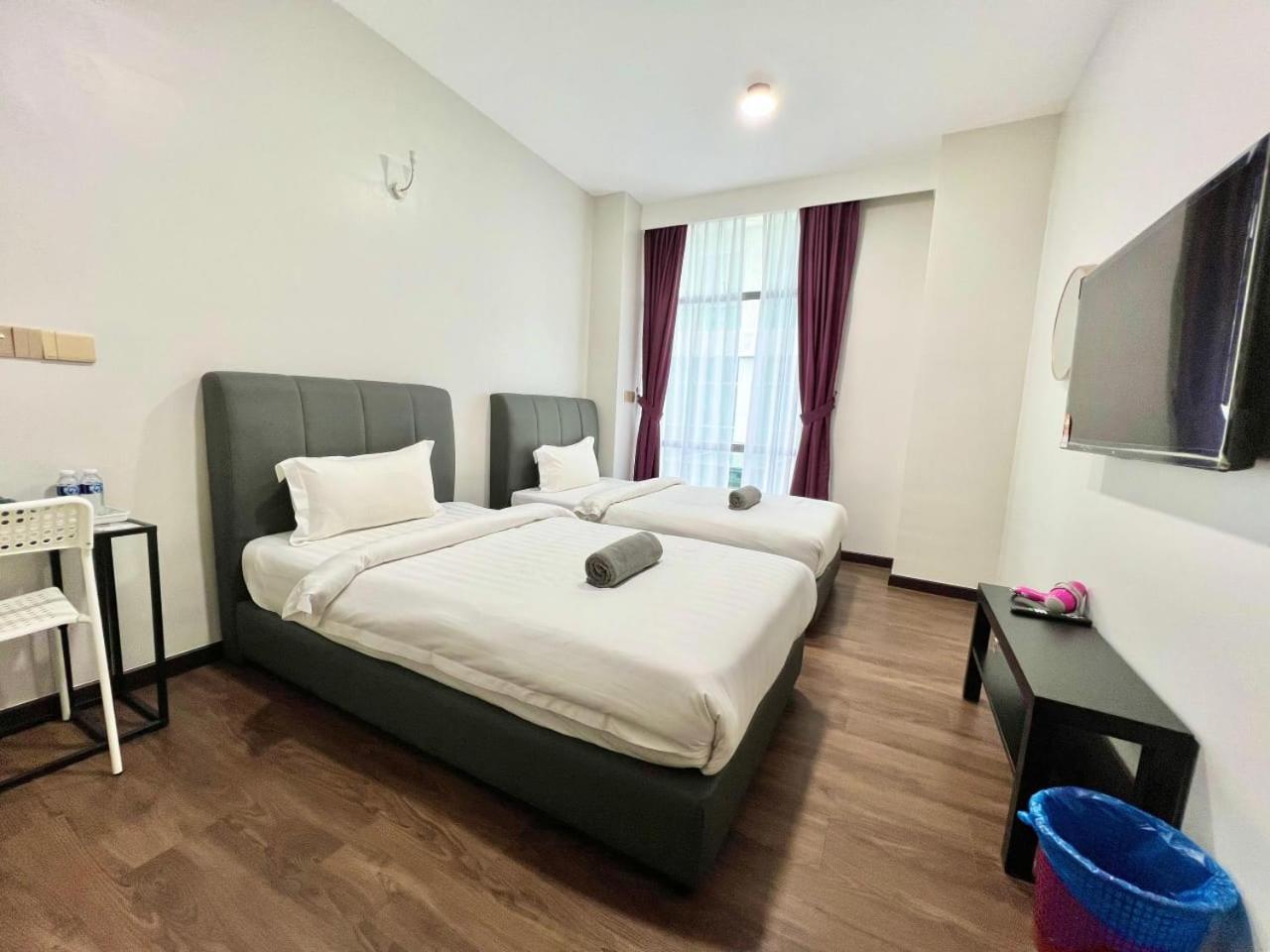 New Margo Hotel Kk Kota Kinabalu Exteriör bild