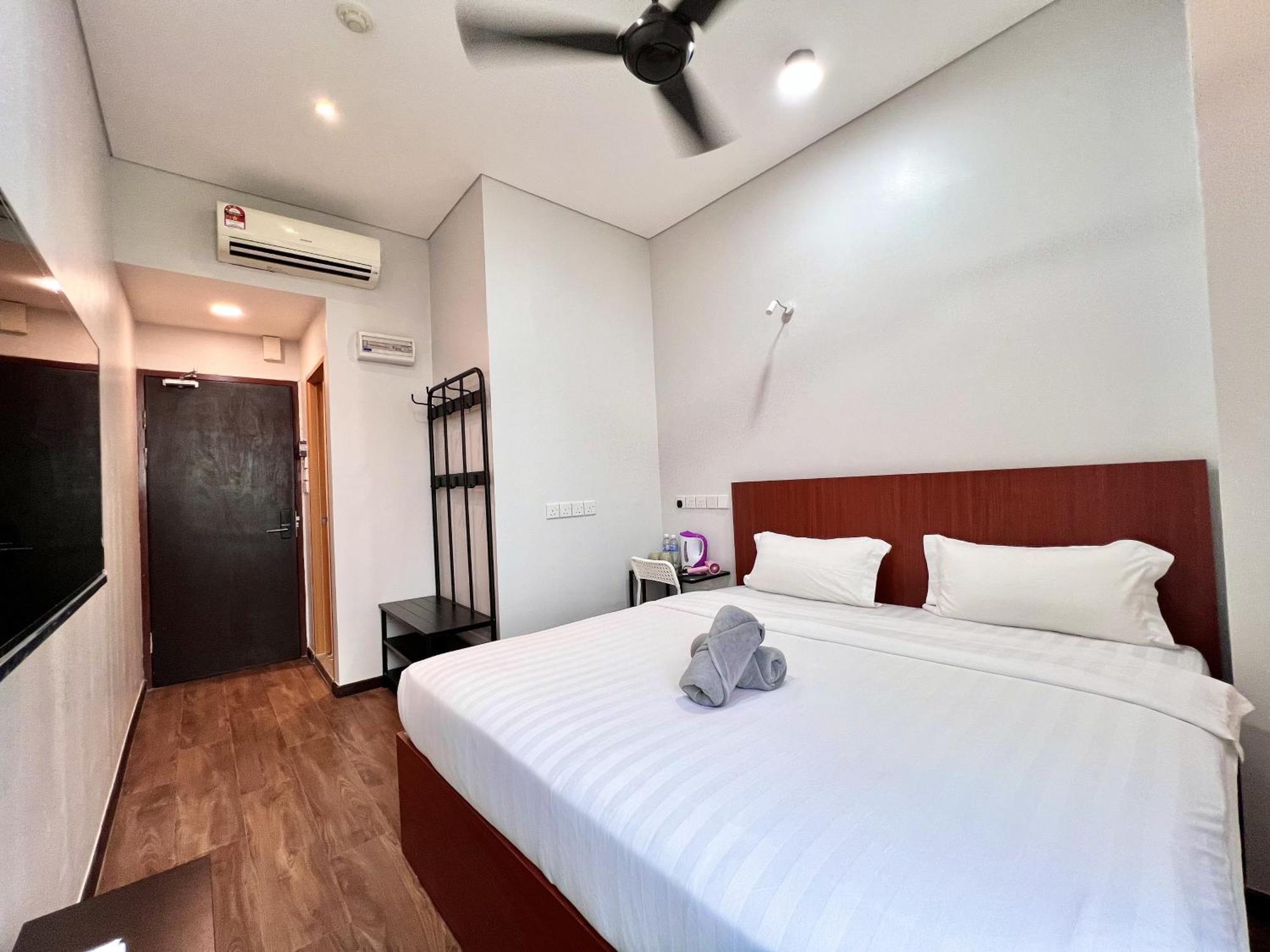 New Margo Hotel Kk Kota Kinabalu Exteriör bild